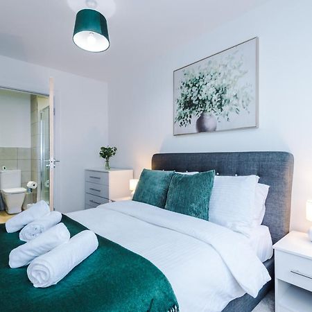 New! Stylish 2-Bed Apartment In Manchester By 53 Degrees Property - Amazing Location, Ideal For Small Groups - Sleeps 4! Exterior foto