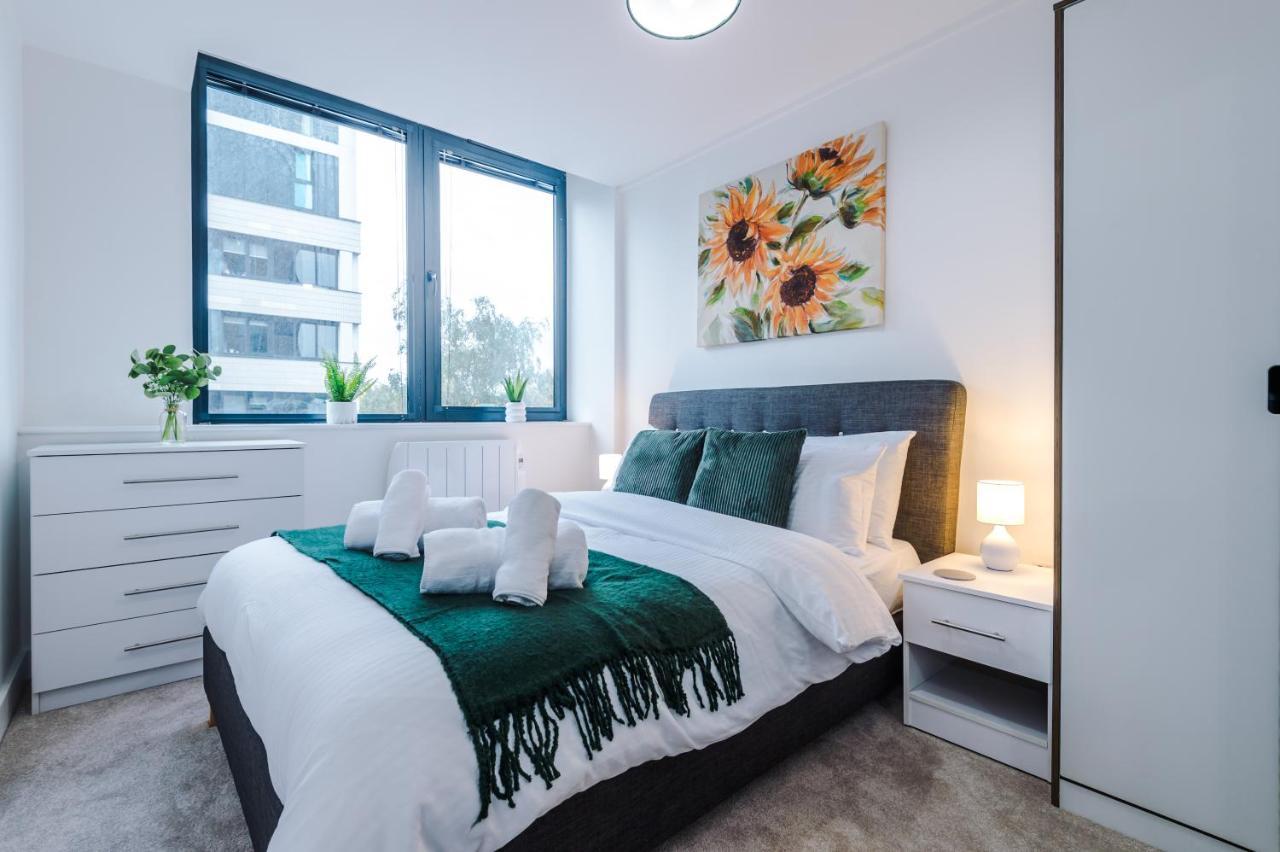 New! Stylish 2-Bed Apartment In Manchester By 53 Degrees Property - Amazing Location, Ideal For Small Groups - Sleeps 4! Exterior foto