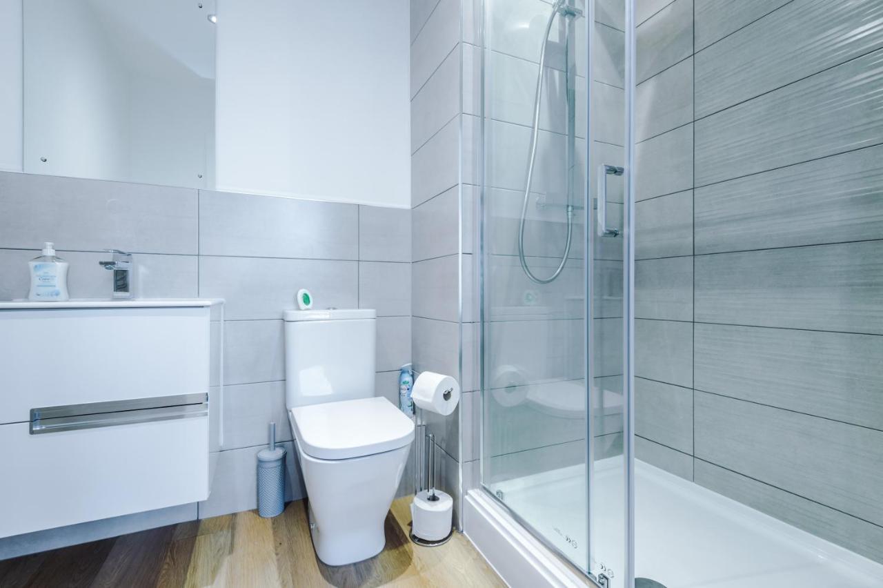 New! Stylish 2-Bed Apartment In Manchester By 53 Degrees Property - Amazing Location, Ideal For Small Groups - Sleeps 4! Exterior foto